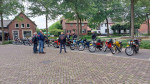 Wachten tot de toertocht begint.